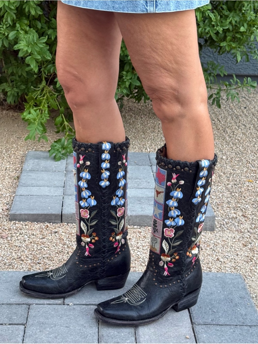 Black Embroidered Women's UT Austin Western Allens Boots Size 6 Worn only once! - Picture 14 of 16